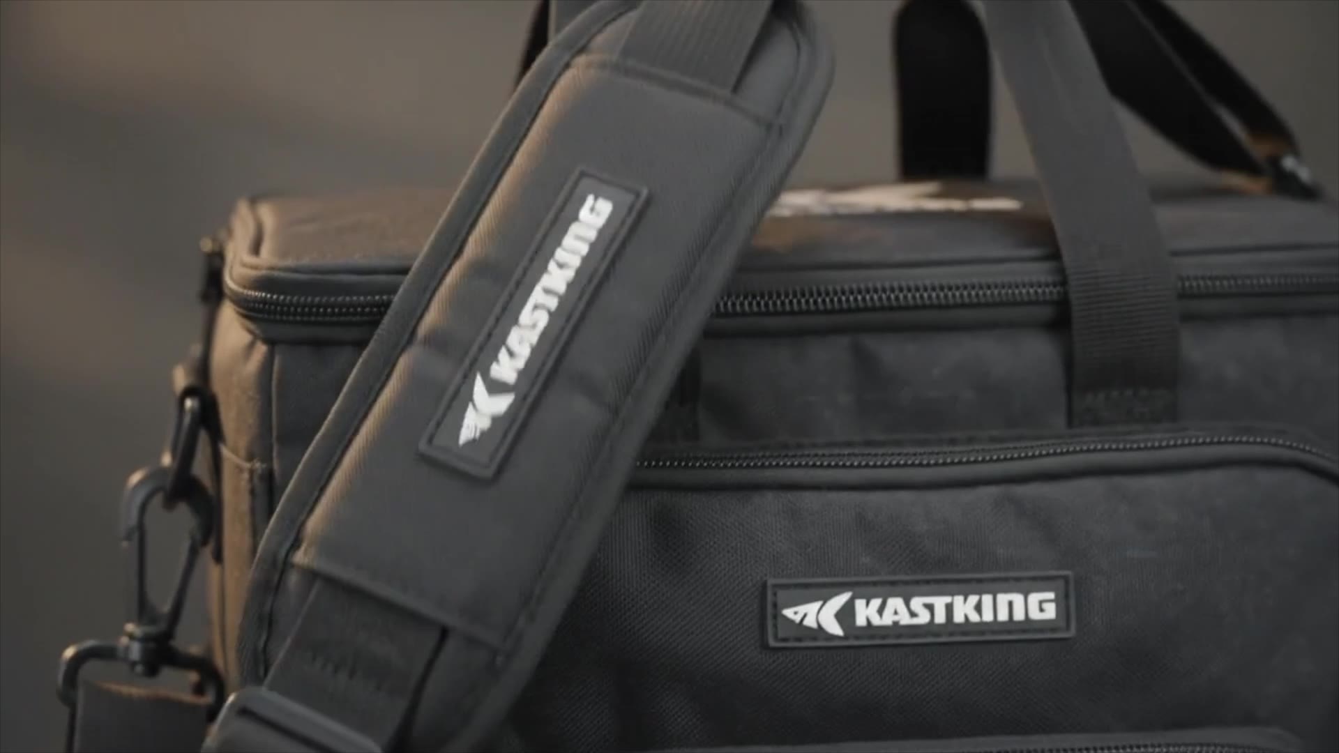 KastKing Karryall Tackle Bag