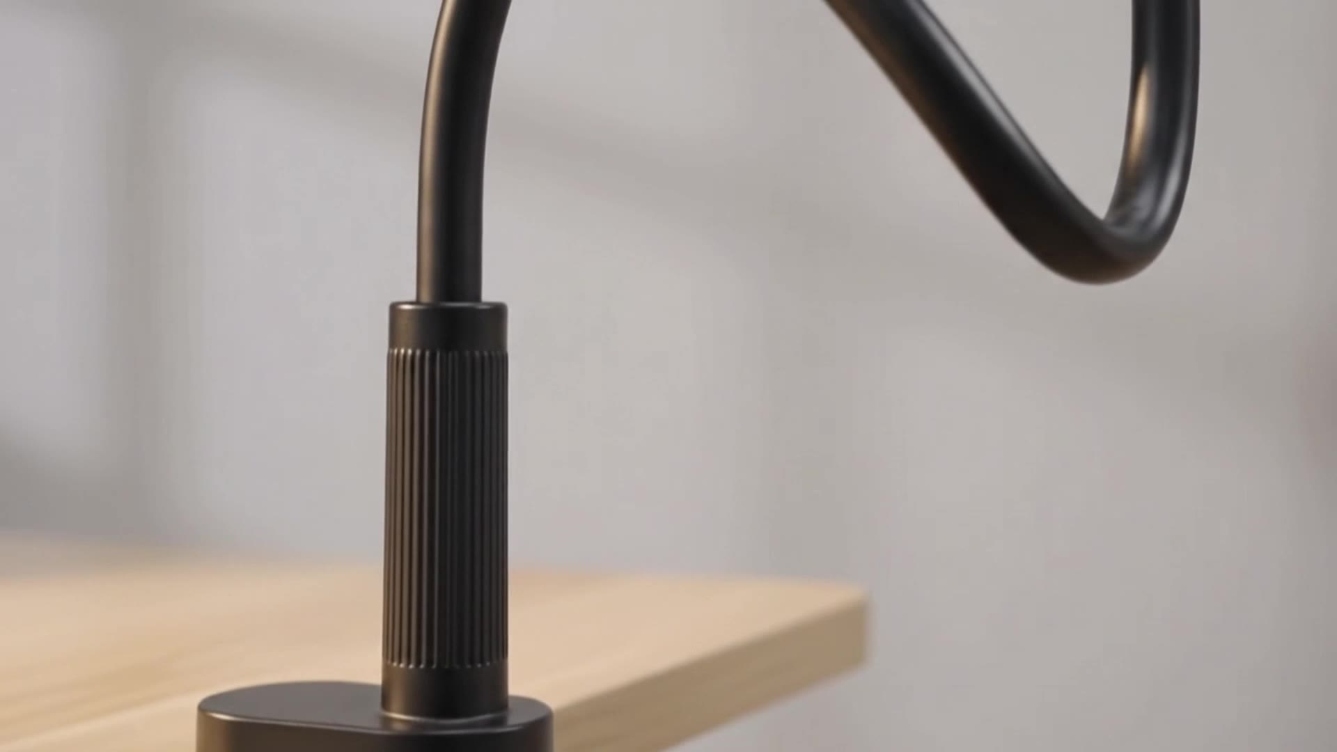 Voinap Magnetic Gooseneck Phone Holder for Bed